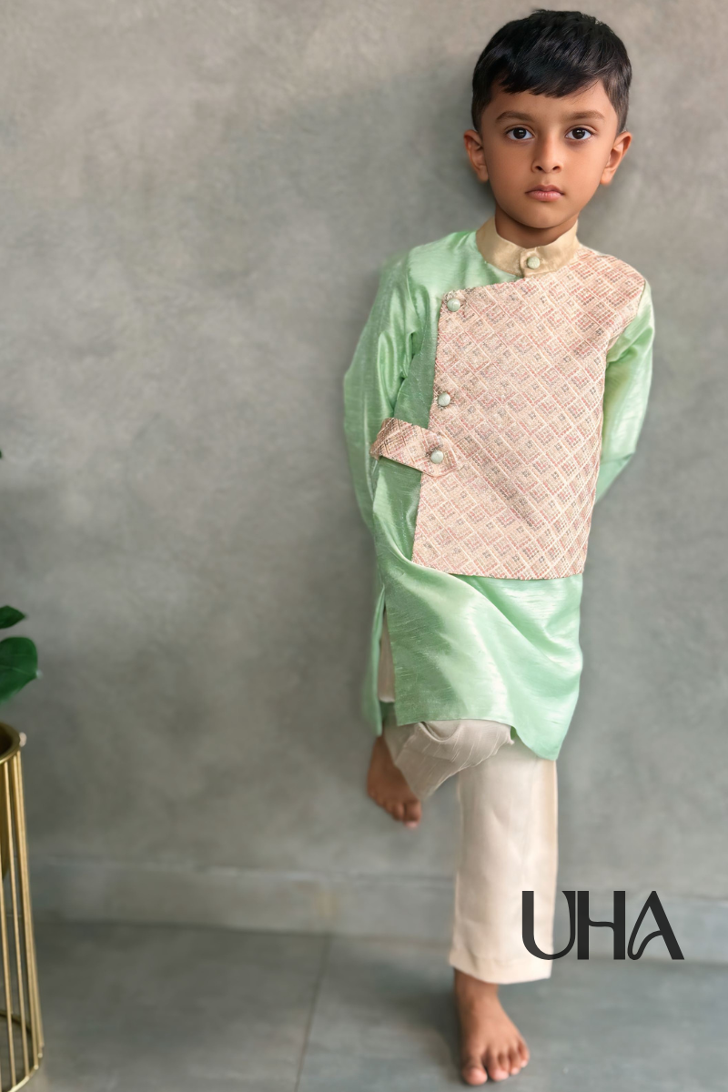 Green Kurta Pyjama Set